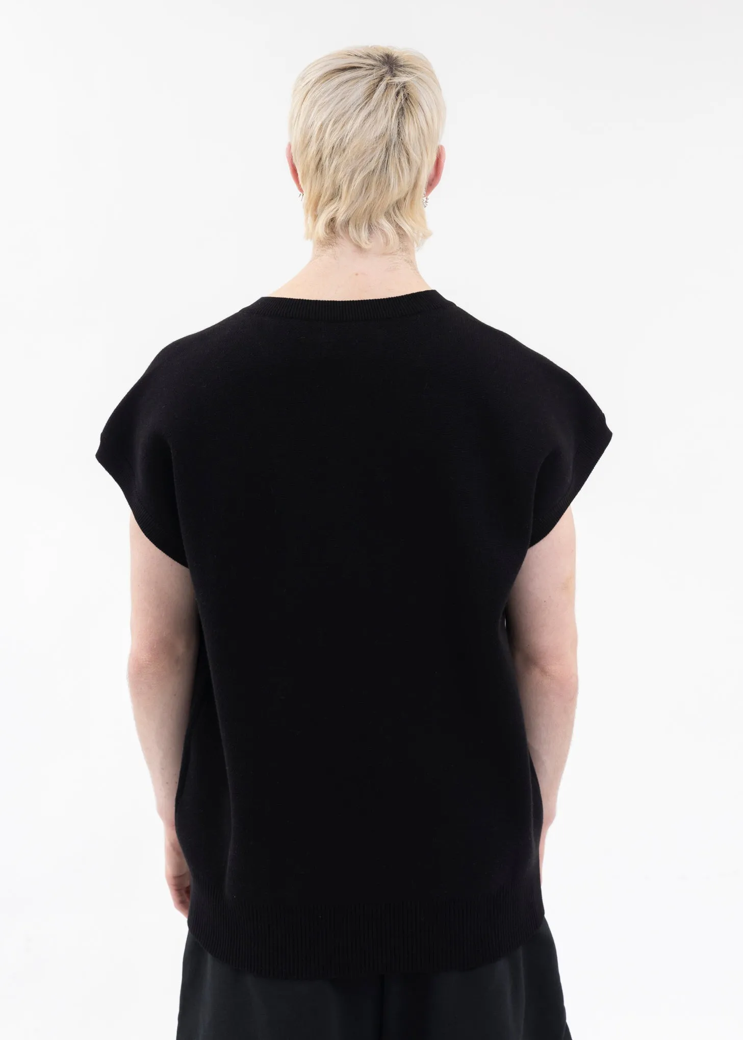 BLACK FANTASY GIRL KNIT VEST