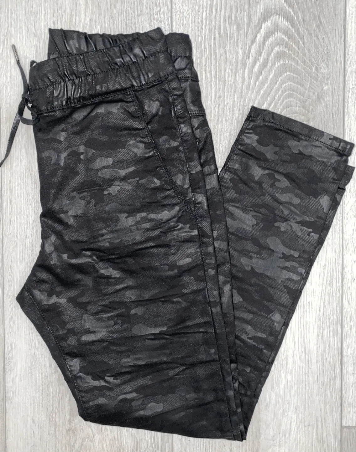 Flog Shely Black Camo Joggers
