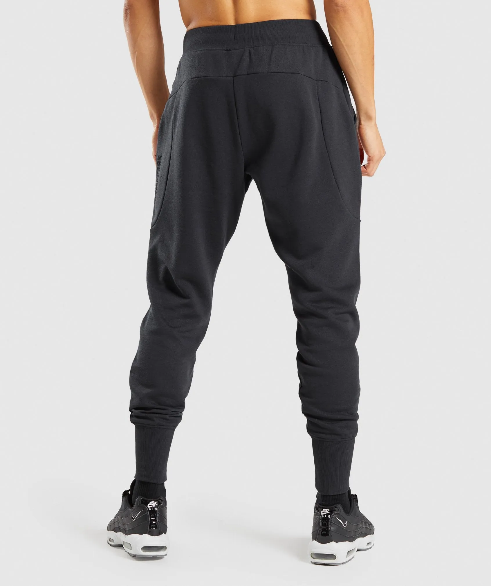 Gymshark Restore Joggers - Black