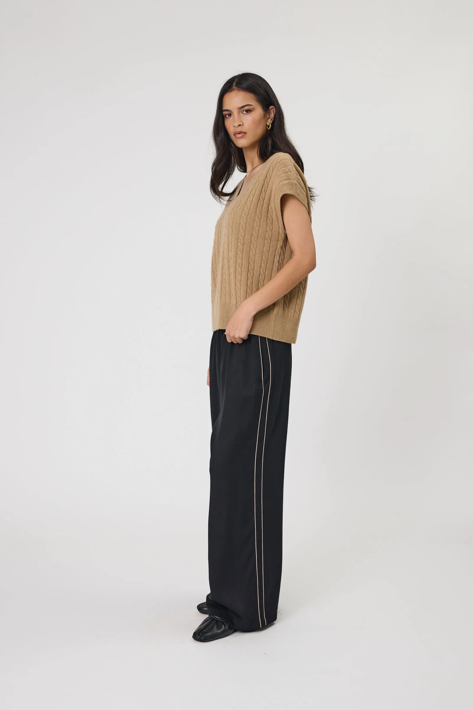 Legion Side Stripe Pant - Black