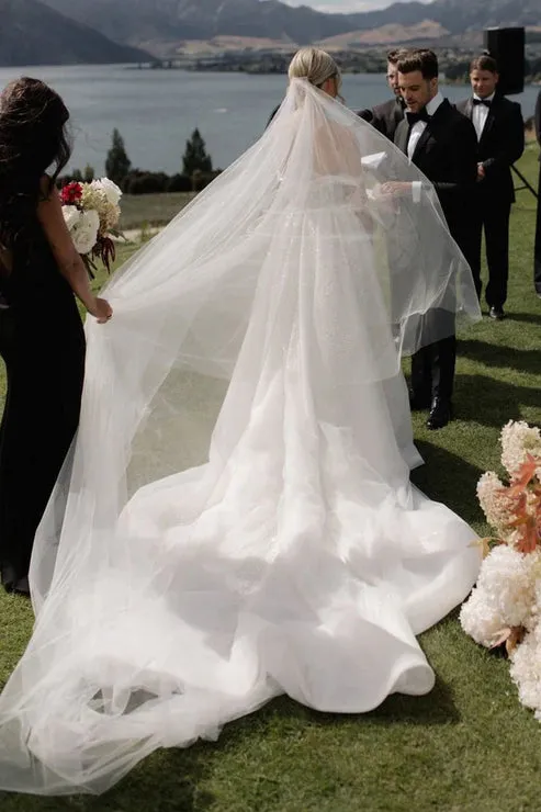 Luolandi A-Line Off the Shoulder White Sequin Wedding Dresses Sparkly Sexy