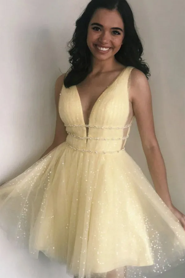 Shiny Tulle V Neck Homecoming Dresses