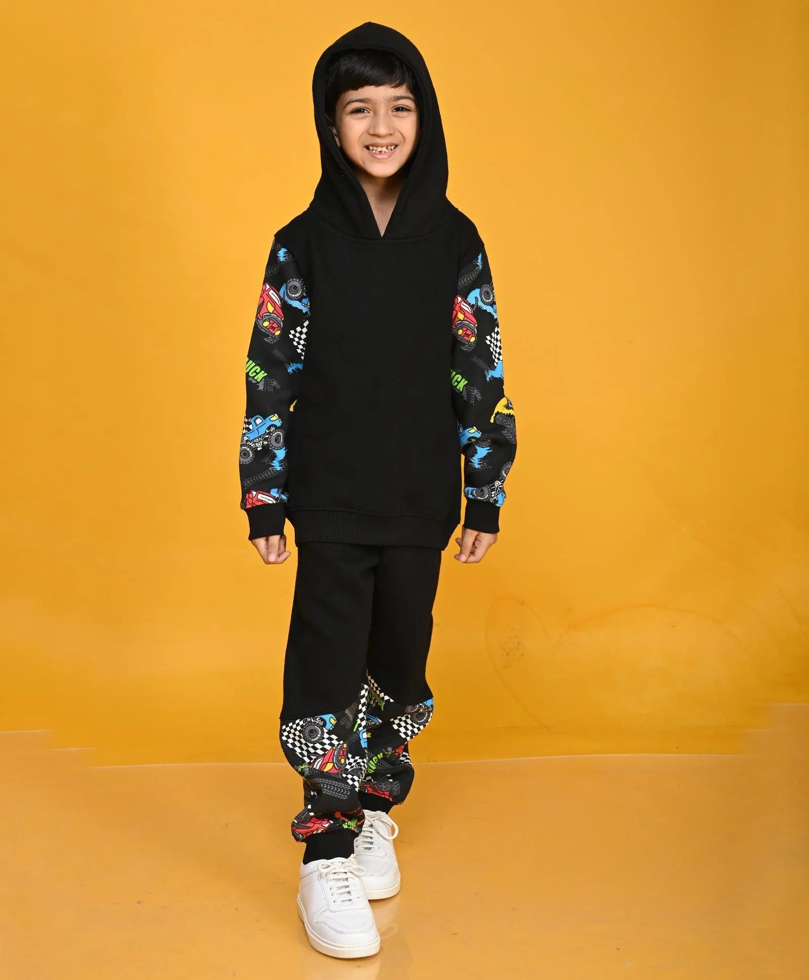 TRUCK BLACK COLOR BLOCK BOYS FLEECE JOGGER - BLACK