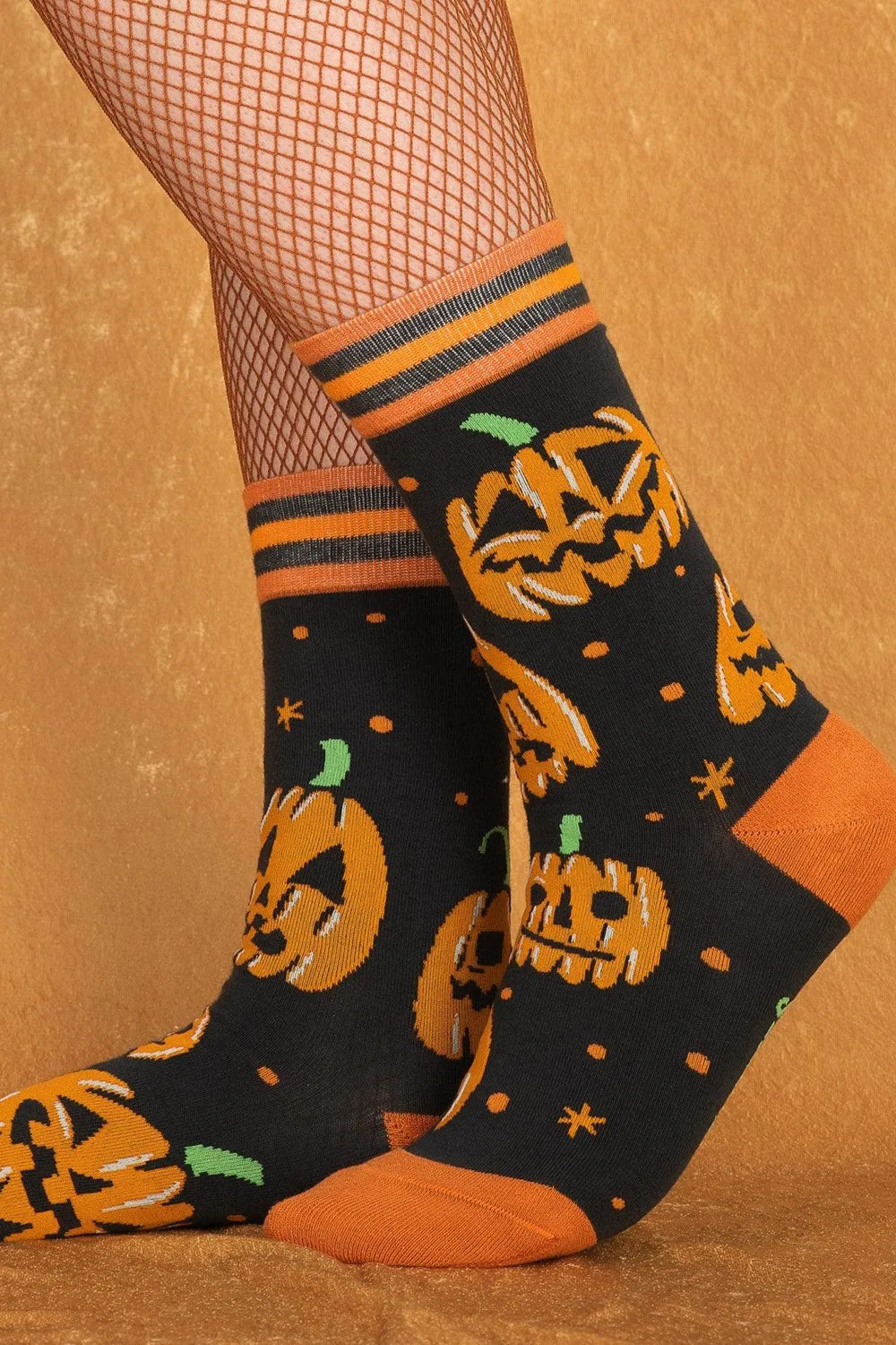 Vintage Jack-O-Lantern Pumpkin Crew Socks